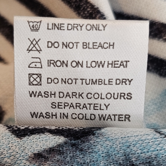 Haute Edition Floral and Striped Midi Dress with Pockets & Hidden Zipper Medium - Picture 6 of 8